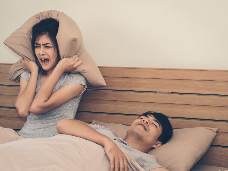 tips on sleeping with a partner who sleep talks