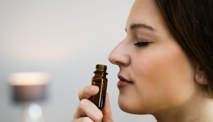there are different ways to enrich yourself with the benefits of essential oils