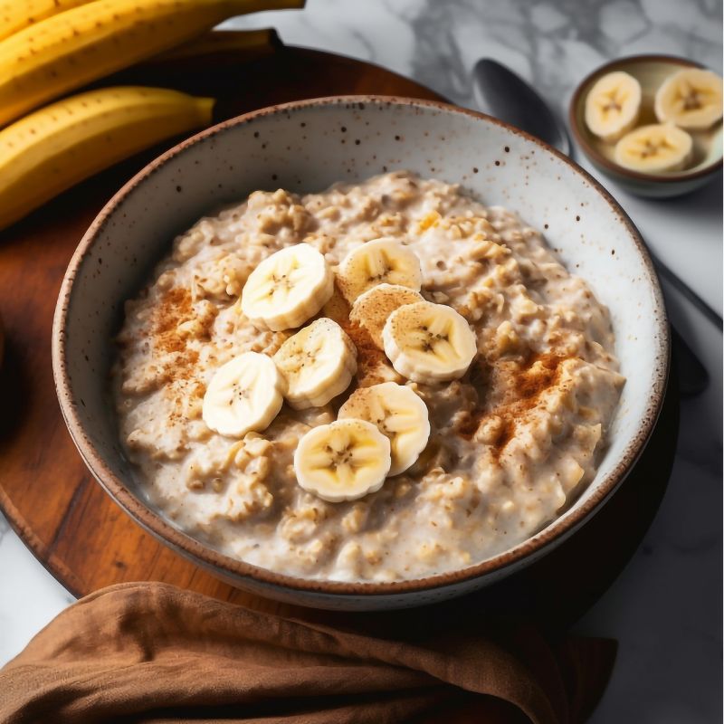 Warm Banana and Cinnamon Oatmeal Recipe - Foods that make sleepy by ShutEye